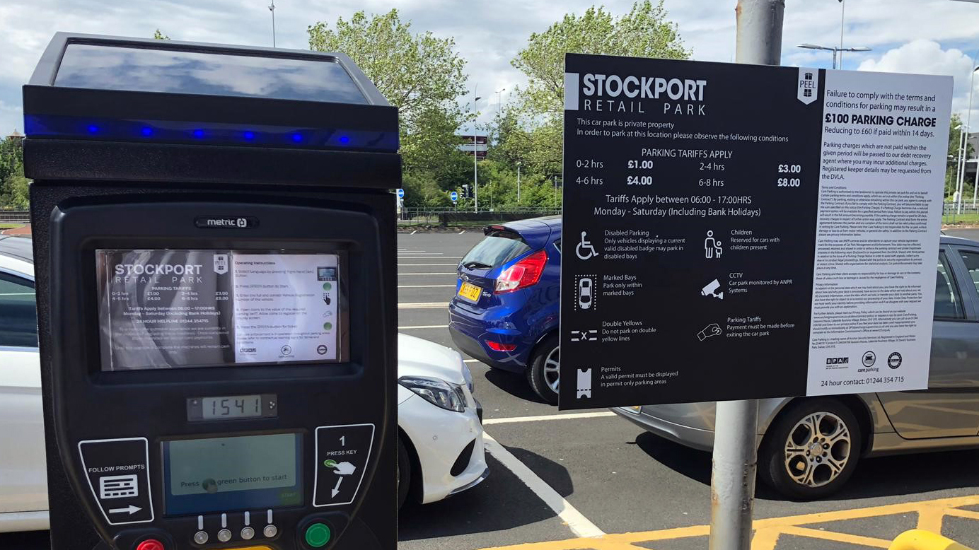 New Pay machine at Stockport RP2